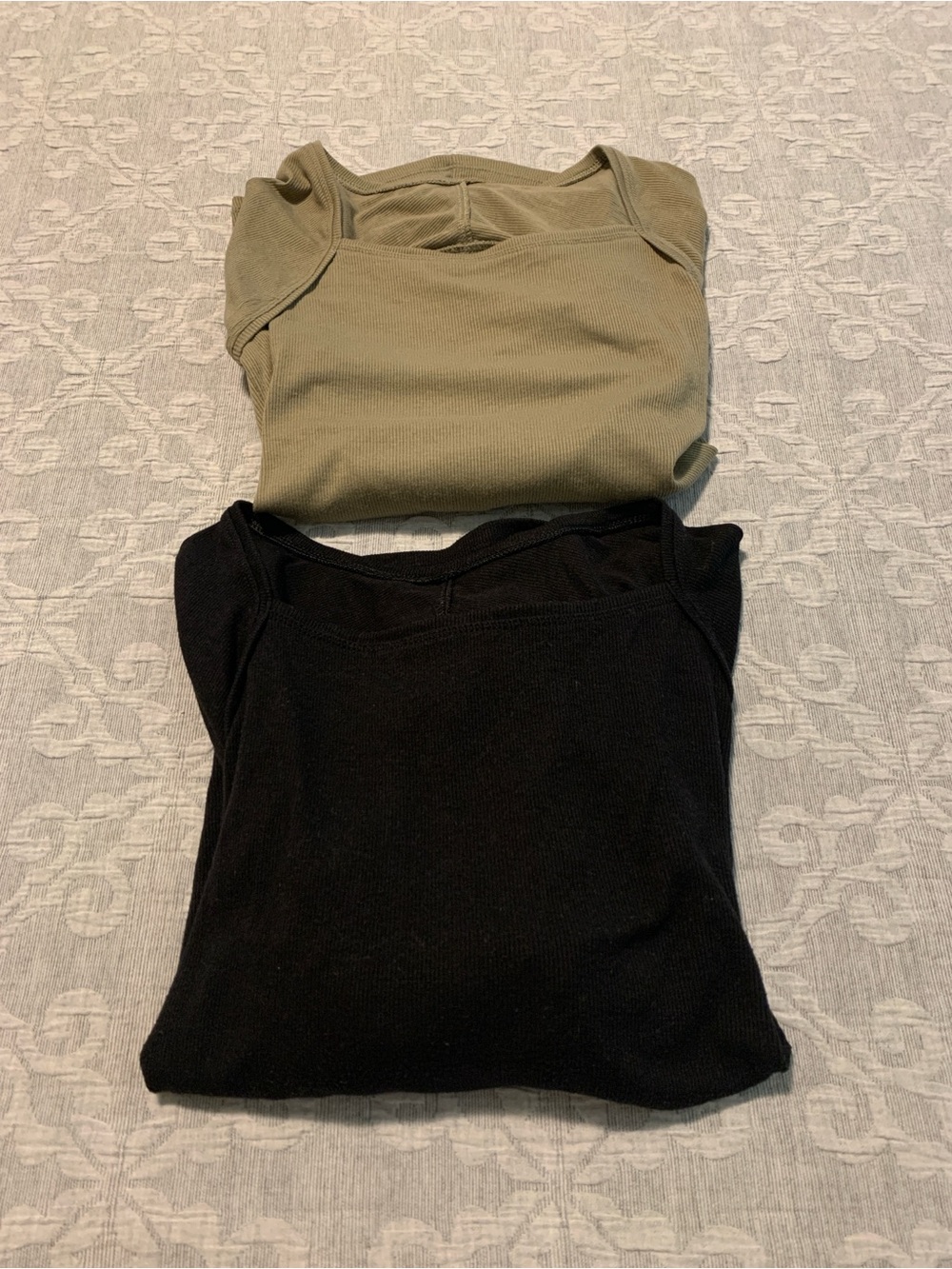 BUNDLE Old Navy UltraLite Rib-Knit Bolero Top - Olive Green and Black (Size S)